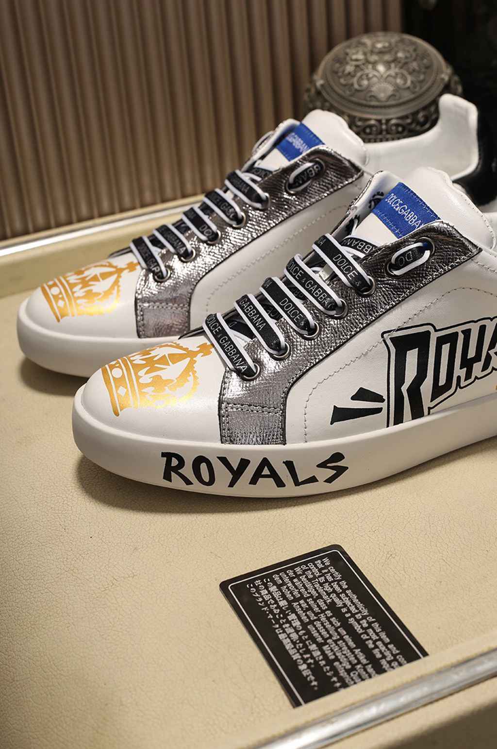 D*G sneaker